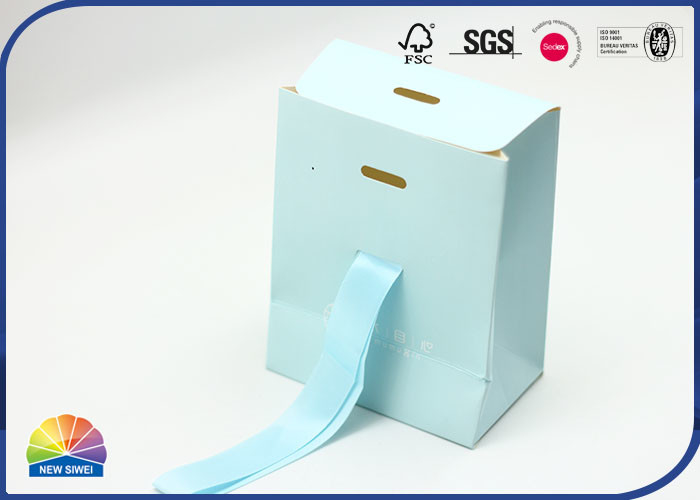 Saco de empacotamento de papel azul Matte Lamination With Ribbon da cor de Pantone