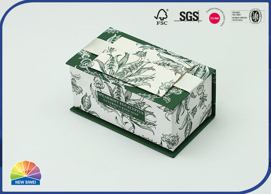 Caixa de presente de papel com design floral e tampa articulada para amigo